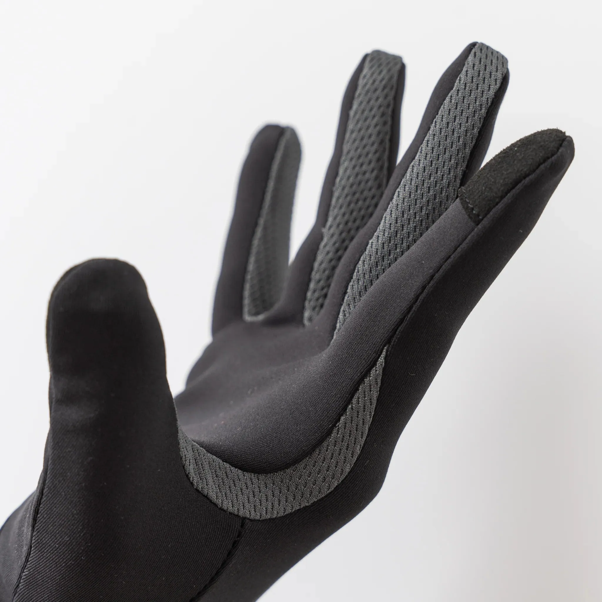 rabbit Women's Tech Gloves in Black